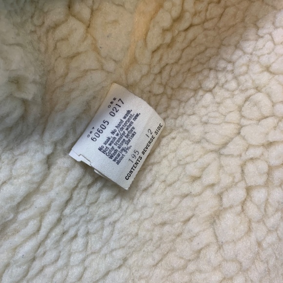 Levi’s Shearling-lined Denim Vest - Picture 7 of 8